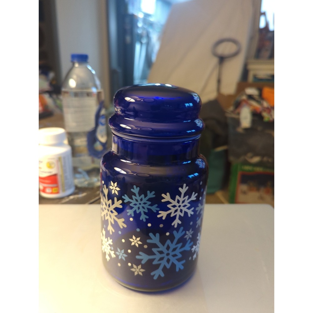VINTAGE Libby's Cobalt Blue Glass Canister Storage Jar  7" With Snowflakes